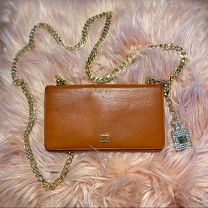 Vintage burnt orange 🍊 Chanel wallet purse 👜